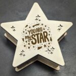 Geschenkbox Stern aus Holz