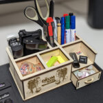 Holz Schreibtisch-Organizer & Stiftehalter (groß)