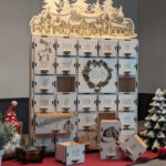 Premium-Adventskalender aus Holz (mit Schubladen, Wunschtext & Motivwahl)