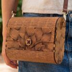 Stylische Handtasche & Clutch aus Holz (konfigurierbar)