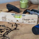 Mini-Waasserwaage aus Holz