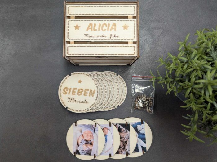 Mein erstes Jahr - Holz-Box für 12 Baby-Erinnerungen – Bild 3