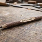 Natürlicher Holz-Ast-Bleistift mit Rinde